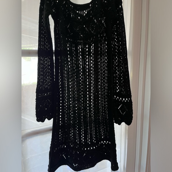 Black knit cover-up - Picture 4 of 4